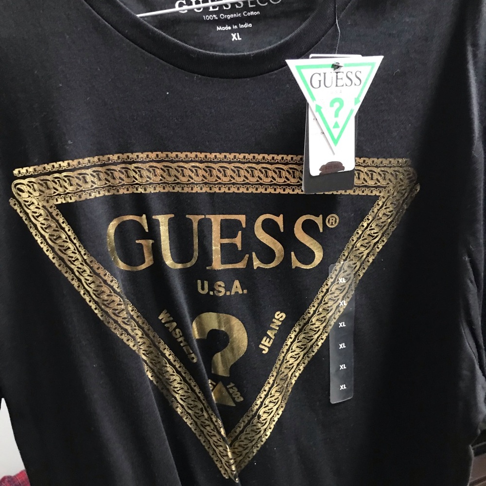 Guess T-Shirt - NWT